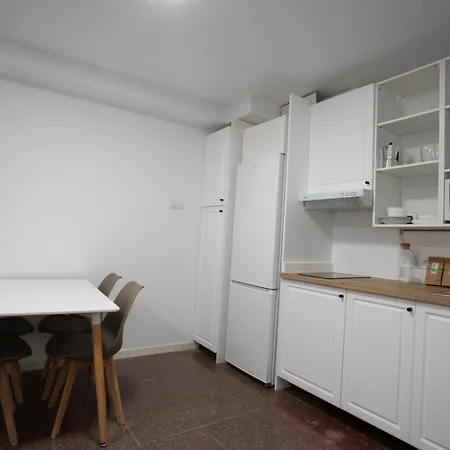 Residencia Universitaria Resa Colegio De Cuenca Διαμέρισμα *