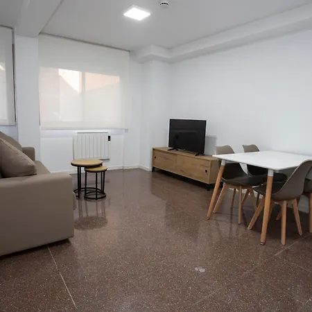 Residencia Universitaria Resa Colegio De Cuenca Apartment *